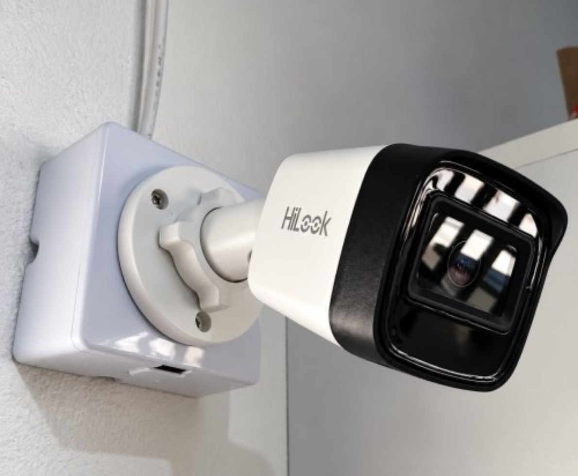 Câmera Bullet 1080p Hilook Hikvision
