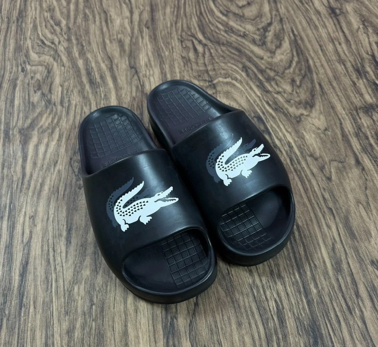 Chinelo Lacoste Serve Slide 2.0