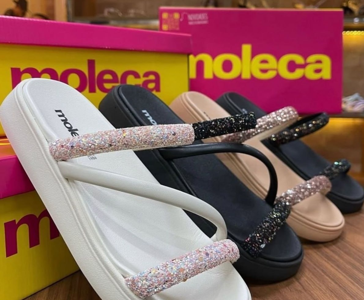 Sandália Papete Moleca Tiras Strass