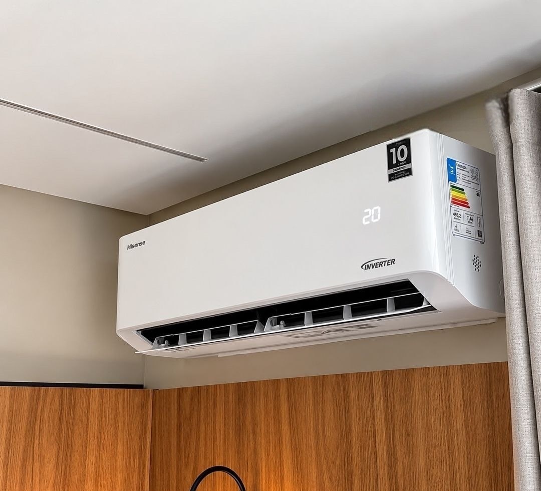 Ar Condicionado Hisense Inverter 12.000 BTUs Frio Branco 220V