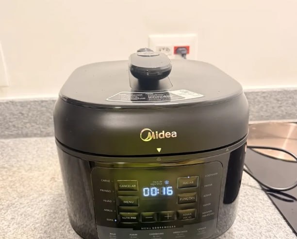 Panela De Pressão Elétrica 5l Nutripro Preta Midea 127v