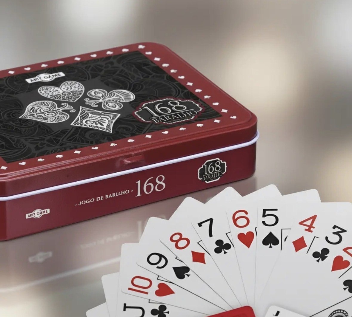 Kit 2 Jogos Baralhos Luxo Plástico Resistente Estojo De Lata