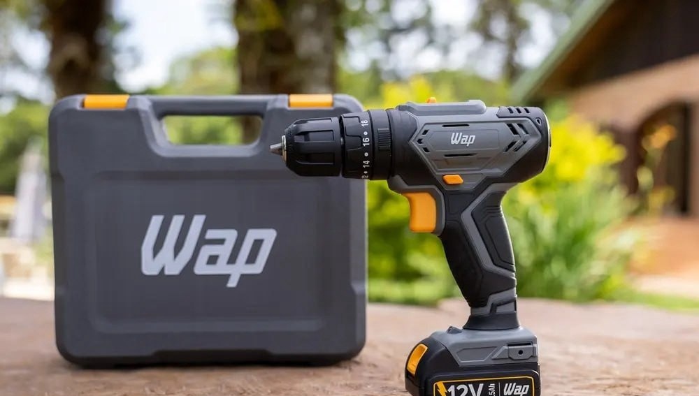 Parafusadeira e Furadeira de Impacto Wap Wf 12k4.2 com Indicador de Nível de Bateria e Maleta