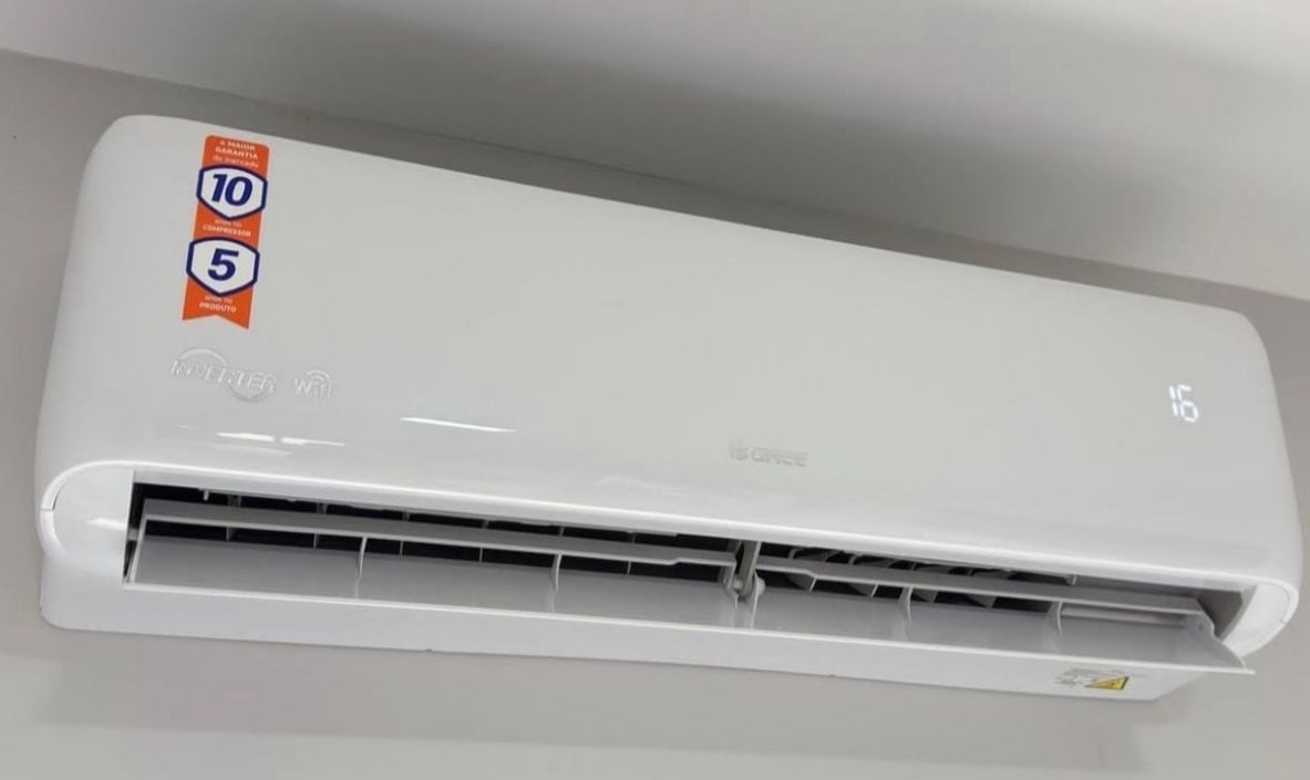 Ar Condicionado Split Gree 9.000 BTUs Inverter Wi-Fi Frio 220V R32