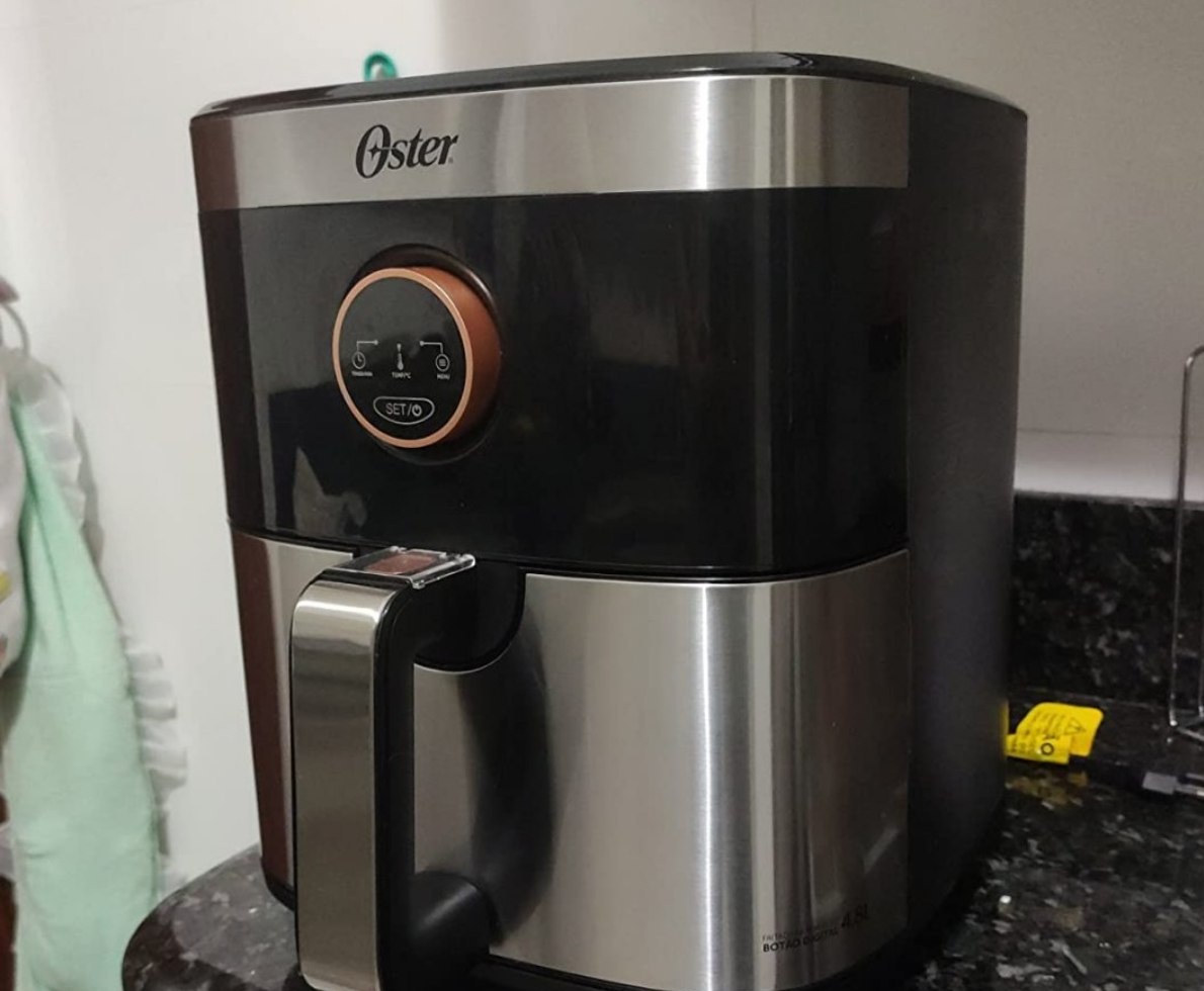 Fritadeira Sem Óleo 4,8L Black Inox Oster 220V