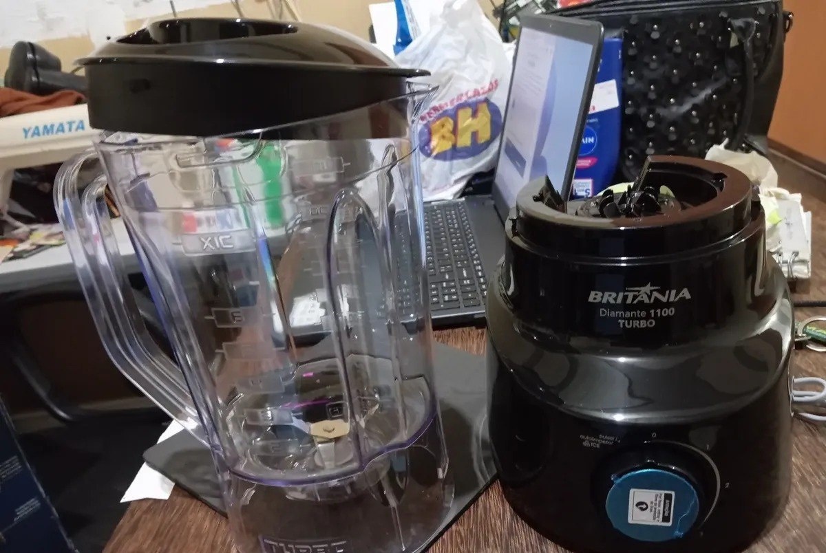 Liquidificador Britânia Diamante 1100 2,6L Preto