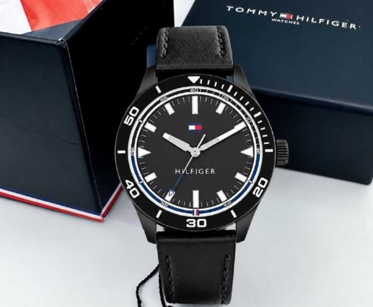 Relógio Tommy Hilfiger Toc em Couro Preto