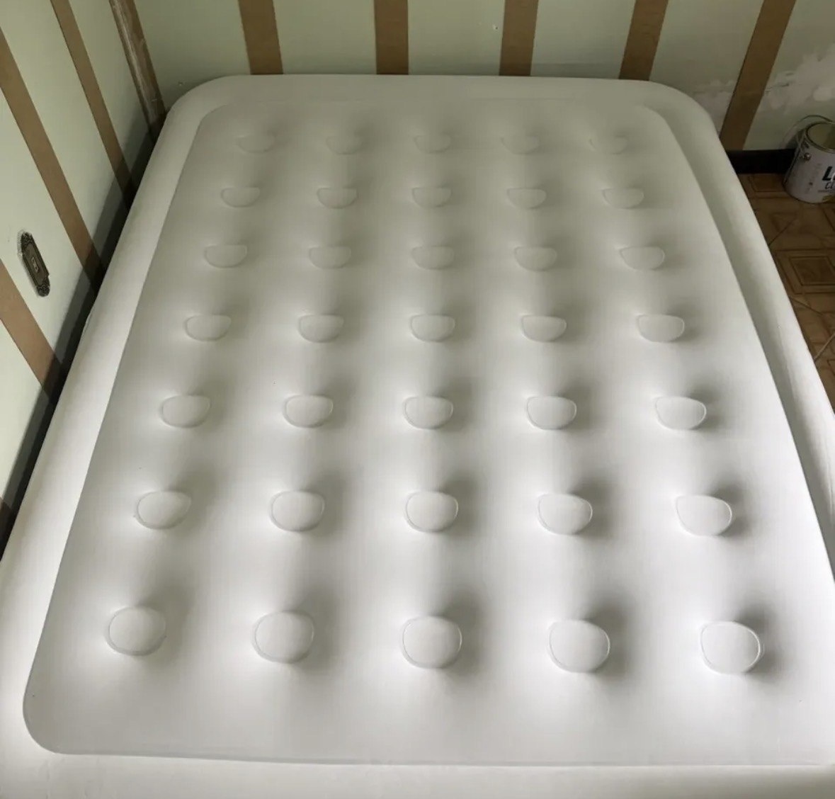 Ecozendsy Colchão Inflável Casal Queen Size com Bomba Recarregável Embutida para Camping 200x154x43cm