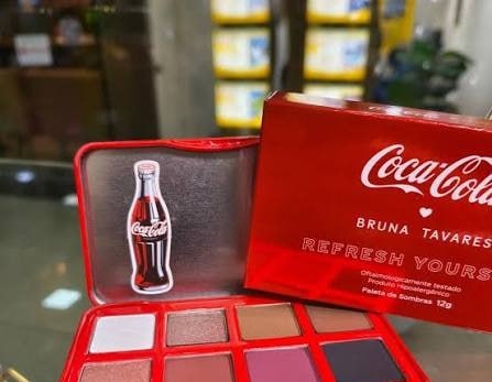 Paleta De Sombras Refresh Bt Coca-cola Bruna Tavares