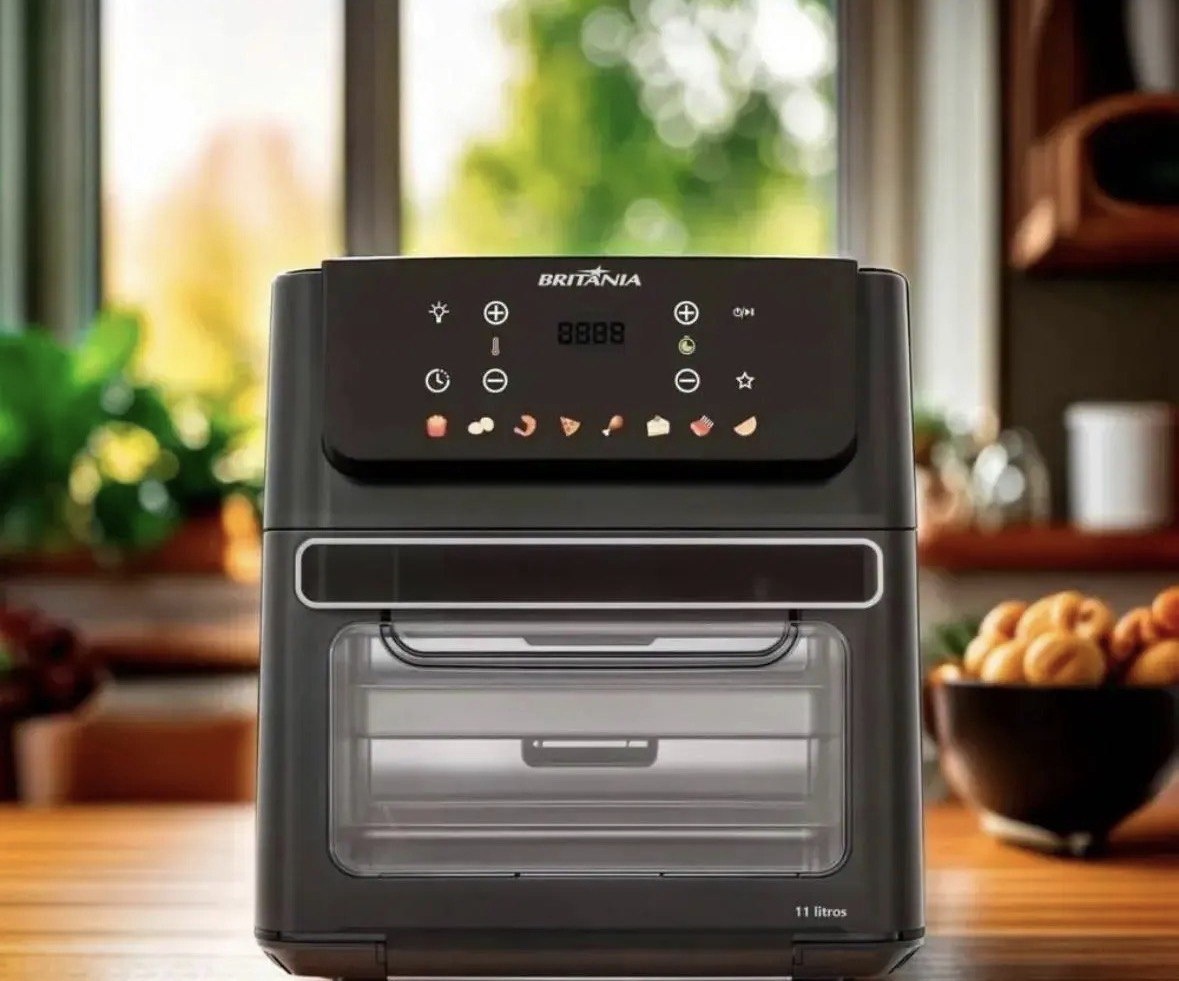 Air Fryer Oven Britânia 11L 8 Funções 1800W Painel Digital BAF11A