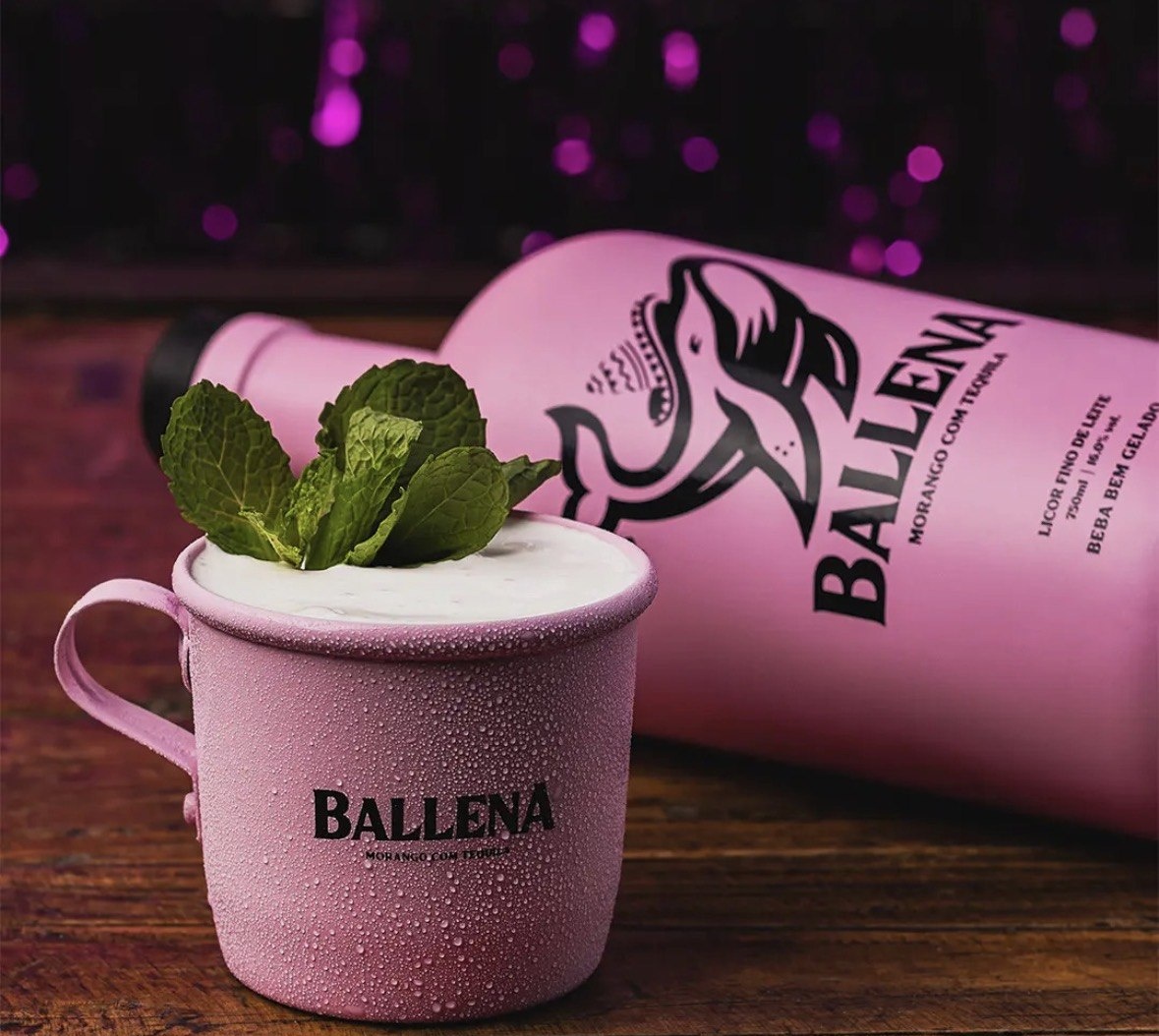 Licor Ballena 750ml  Bebida Cremosa à Base de Leite