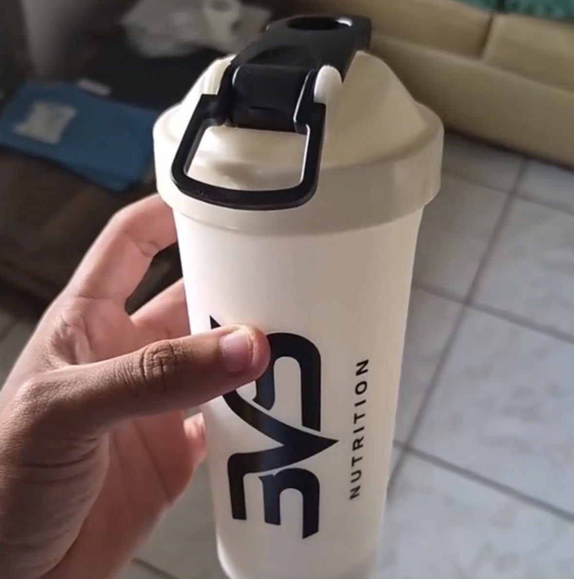 Coqueteleira  Shaker Branca - Academia 600ml - 3vs Nutrition
