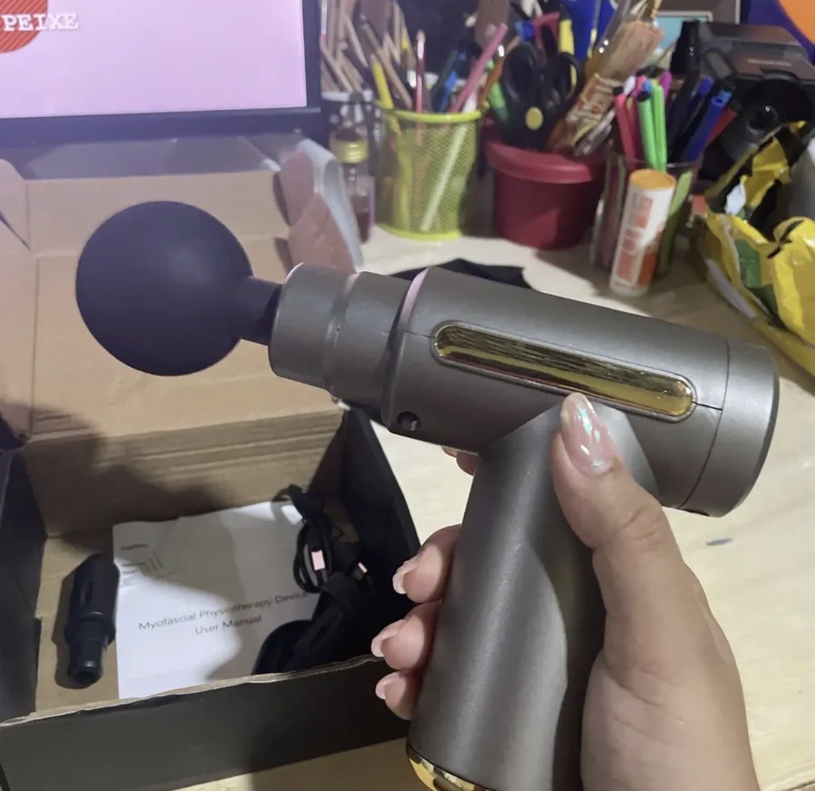 Massageador Pistola Elétrica Profissional Muscular Portátil Aparelho Fisioterapia Corporal, 6 Velocidades 4 Cabeças De Massagem - Micgeek