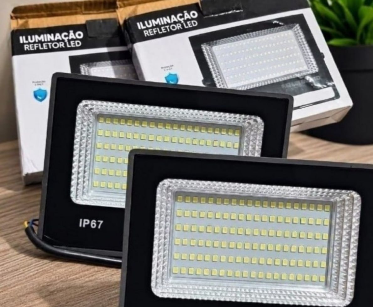 Kit 2 Refletor Led 200w Holofote Bivolt