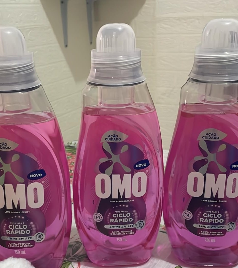 Lava-Roupas Líquido Omo Ciclo Rápido Ação Cuidado Frasco 750Ml