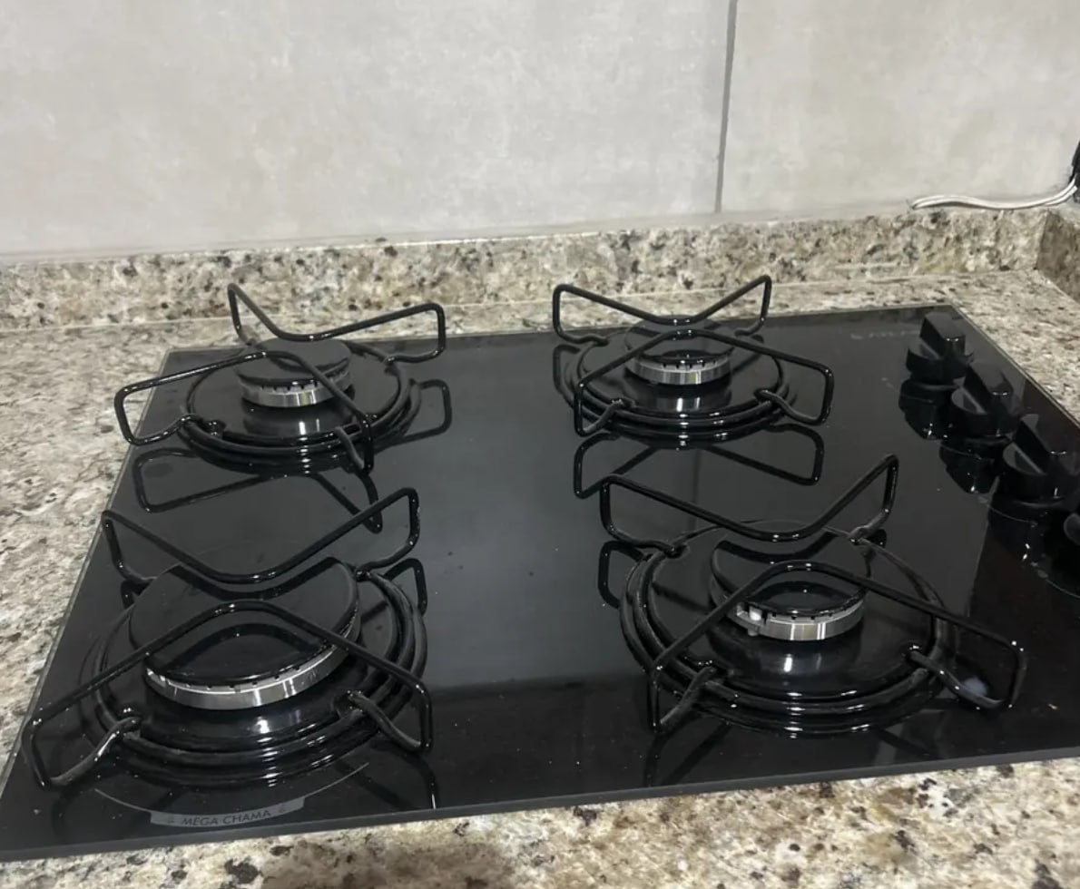 Cooktop 4 Bocas Atlas Agile Up Mesa Vidro Mega Chama Bivolt