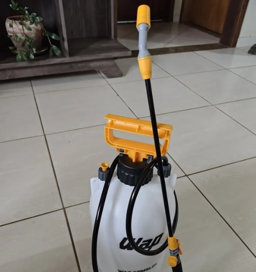 WAP Pulverizador Manual 5 Litros Borrifador Com Compressão Jato Regulável
