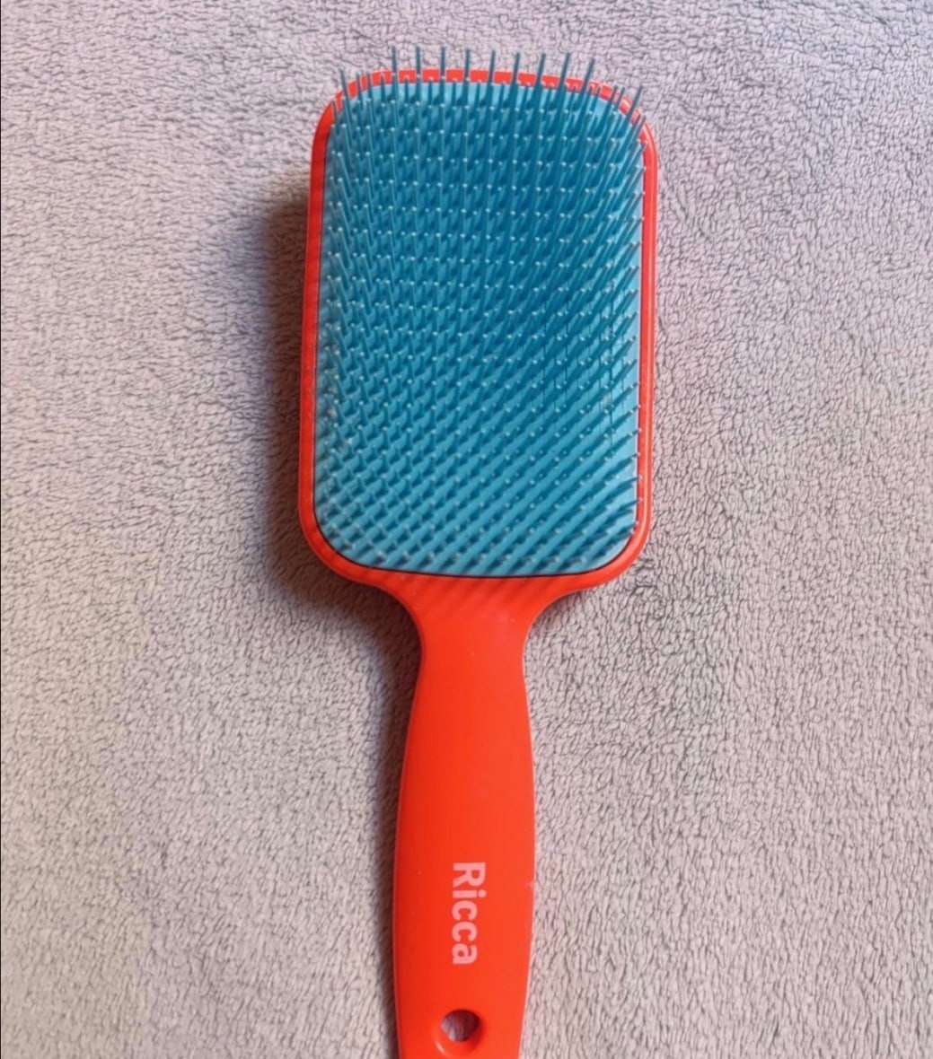 Escova Raquete Ricca