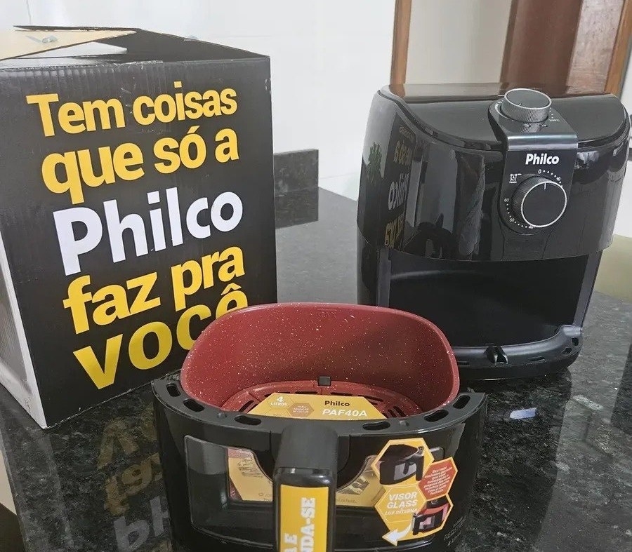 Air Fryer Philco 4L Revestimento Redstone 1500W - 110220v