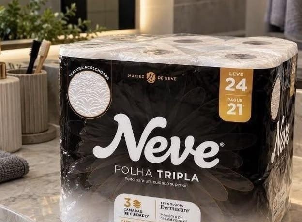 24 un. Papel Higiênico Neve Folha Tripla