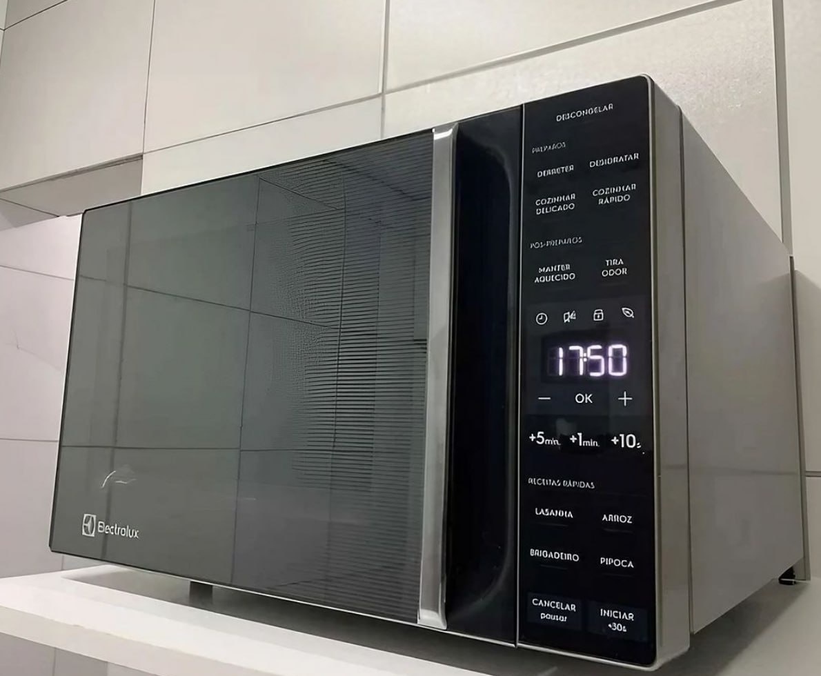 Micro-ondas Electrolux 23L Efficient