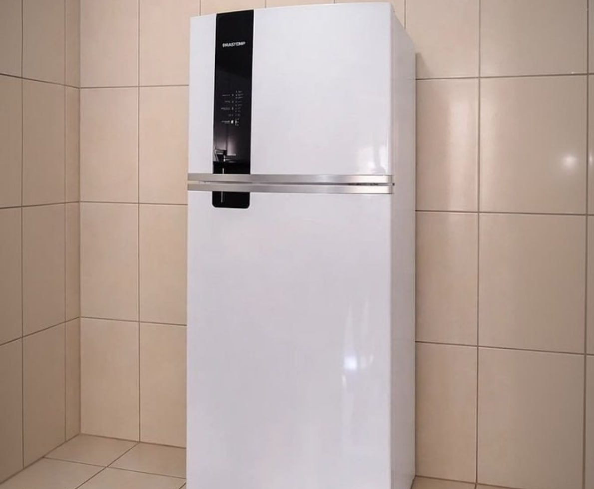 Geladeira Brastemp 385L Frost Free Duplex 127V
