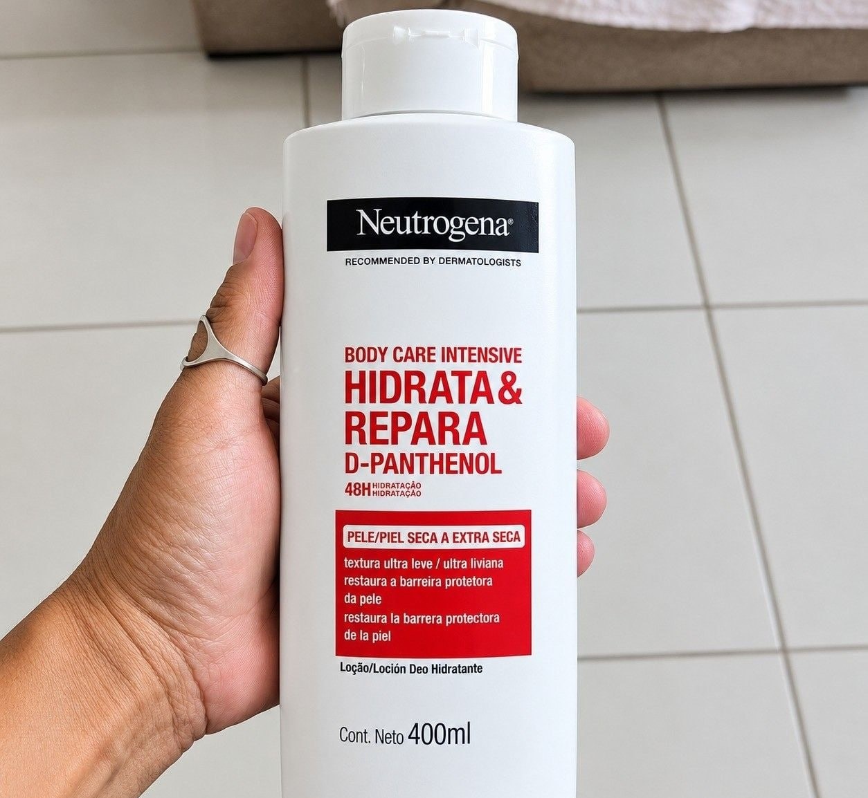 Hidratante Corporal Neutrogena Body Care Hidrata  Repara 400ml