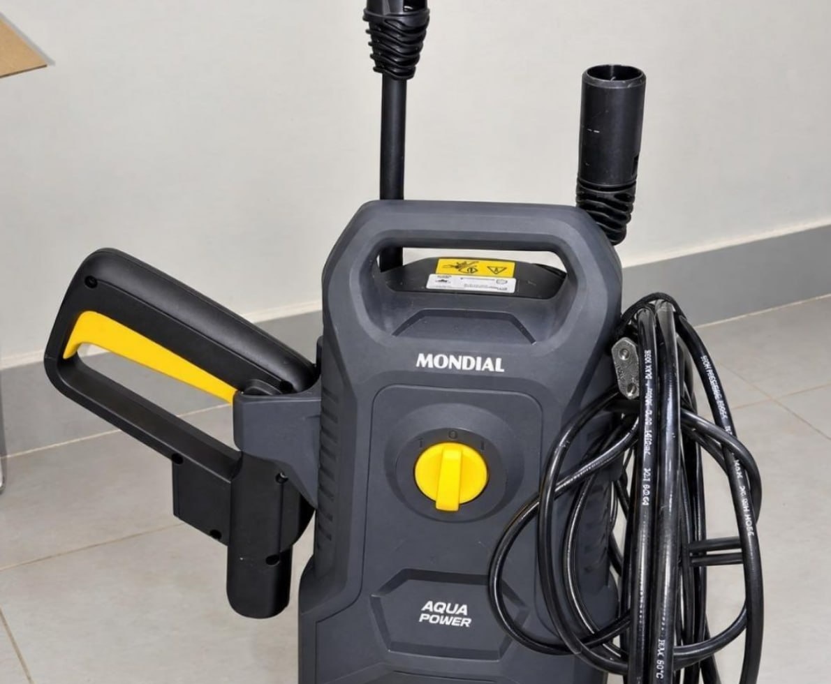 Lavadora de Alta Pressão Mondial 1400W  Jato Ajustável
