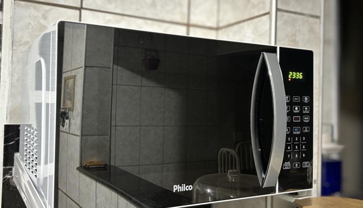 Micro-ondas 33L Philco 220V