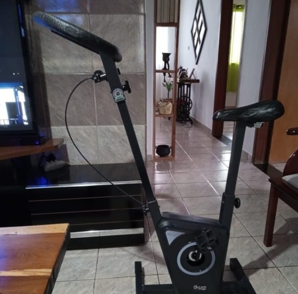 Bicicleta Ergométrica Vertical Dream Fitness EX 450