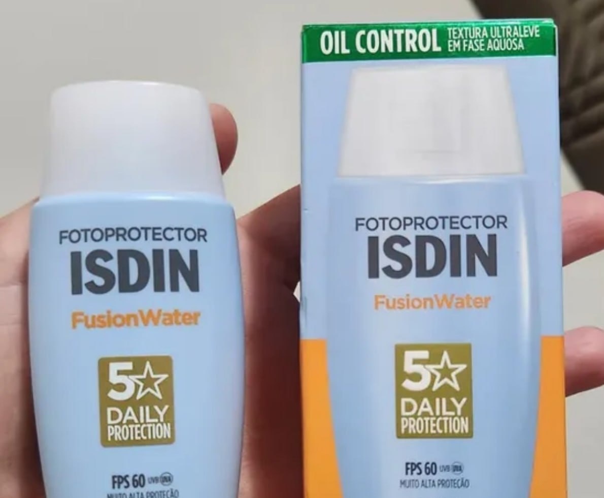 Isdin Protetor Solar Facial Fusion Water Sem Cor FPS 60 - 50ml