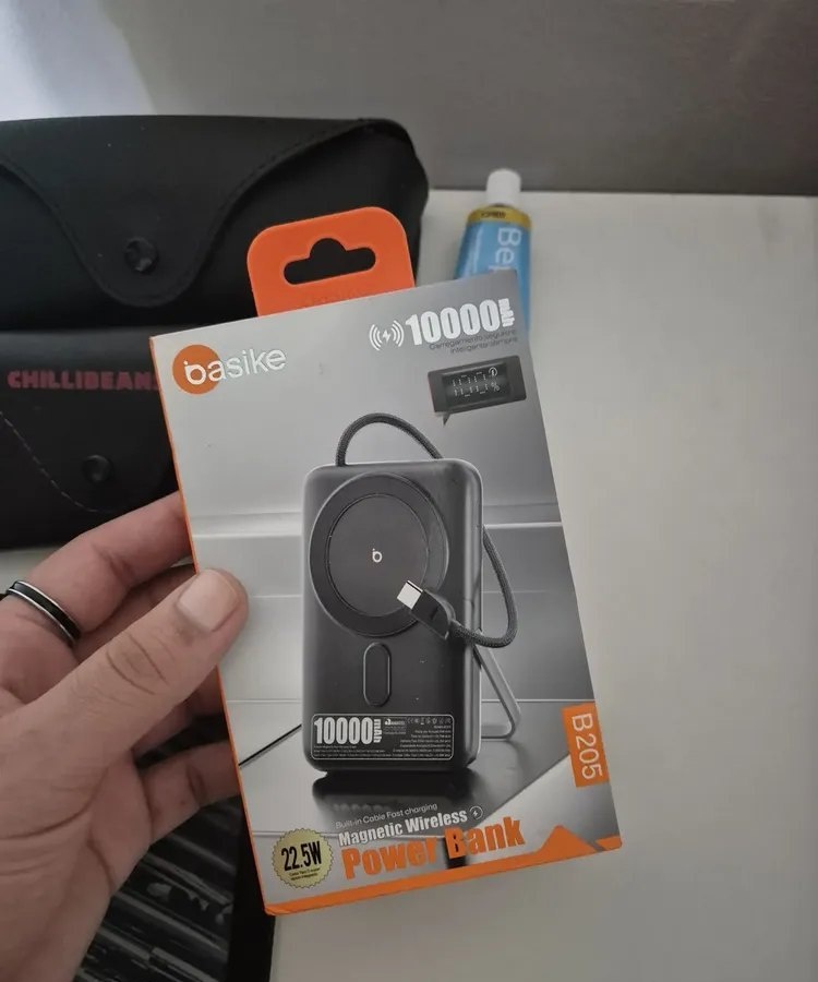 Basike Carregador Portátil Power Bank B205 Magsafe 10000mah PD 22.5w