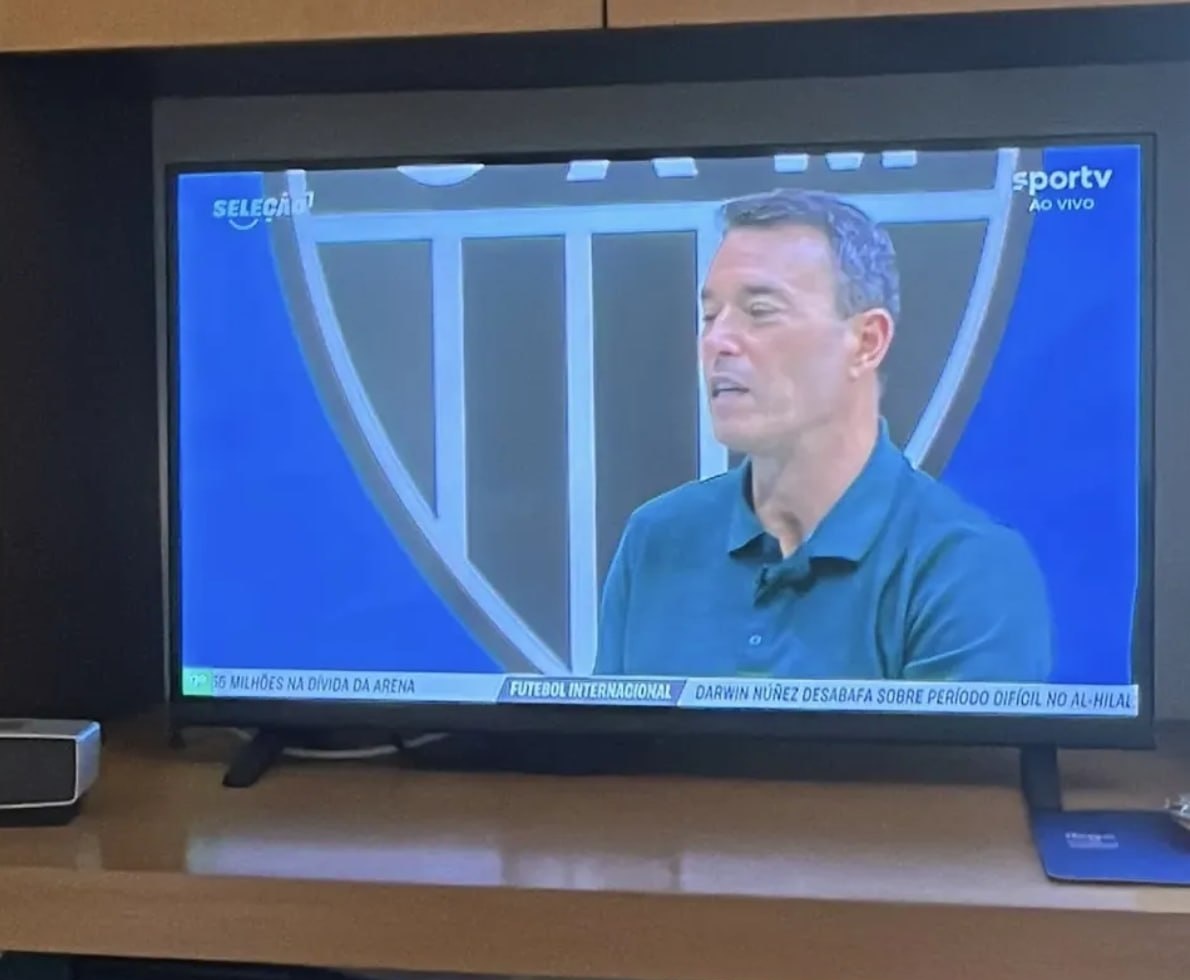 Smart TV LG HD 32 AI 2026 Bluetooth Wi-Fi AI