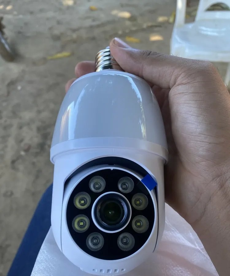 Câmera Lâmpada Inteligente Seguranca Wifi InternaExterna